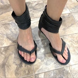 STEVE MADDEN Leather Sandals
